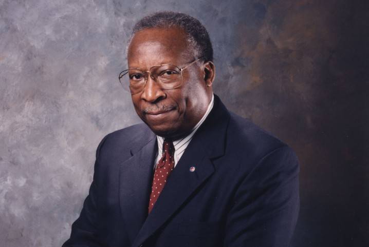 A portrait of Steve D. Bullock