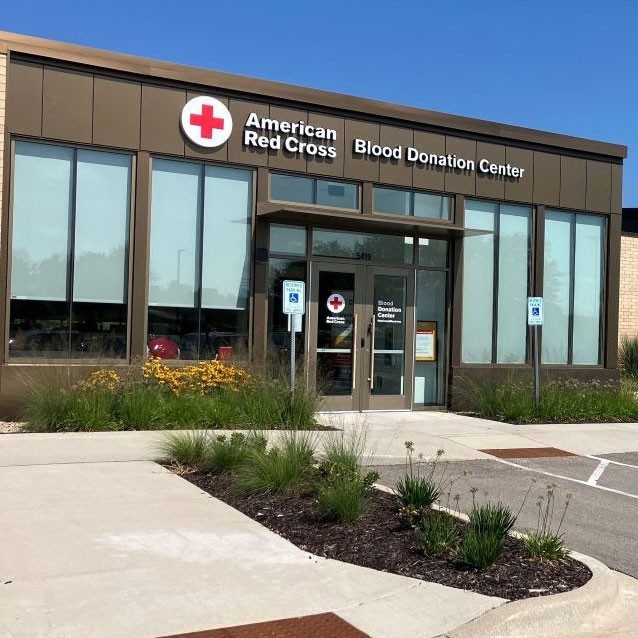 Front of the Madison East Blood Donation Center building.