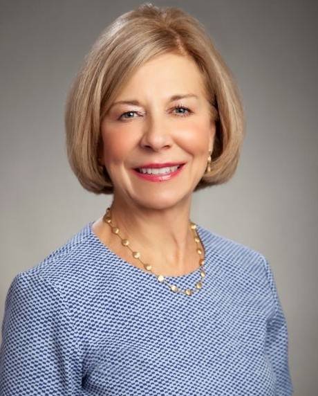Brenda Lyons headshot