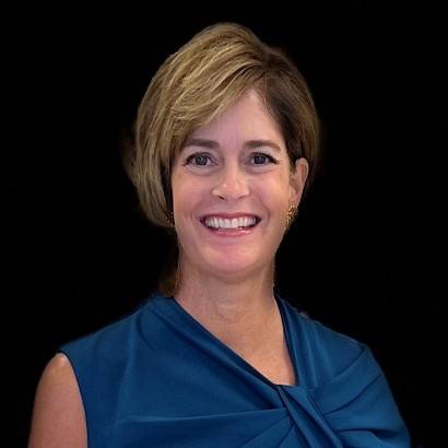 Jennifer Wolcott is a member of the Tennessee Region Tiffany Circle.